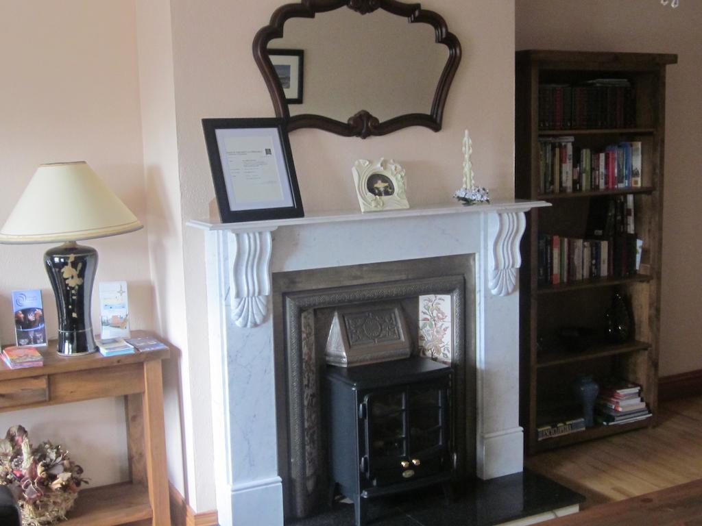 Devanes B&B Dingle Bagian luar foto
